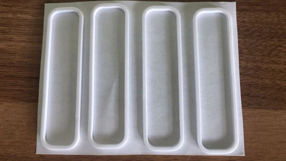 el doble suave del color blanco de 20m m echó a un lado certificación de EVA Foam Tape Material ROHS