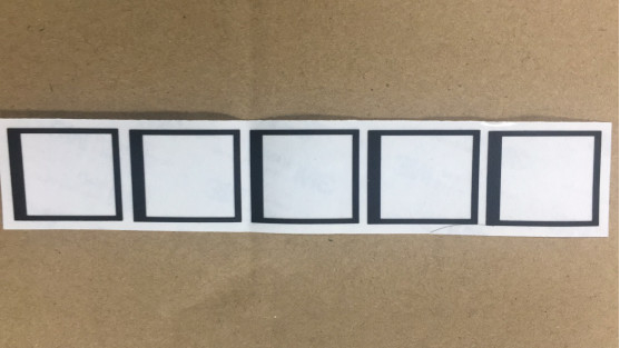Película cortada con tintas reflexiva de Mylar con la tela echada a un lado doble del silicón de la cinta adhesiva