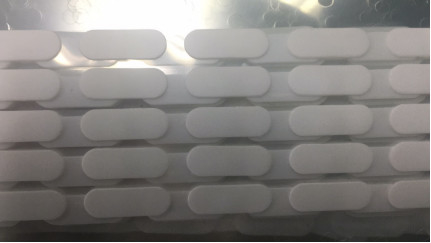 Luz anti del rasguño que difunde el material del policarbonato con la parte posterior adhesiva de 3M 467