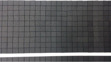 El cortar con tintas plástico del molde del cuadrado del rollo negro ignífugo 4*4m m de Mylar